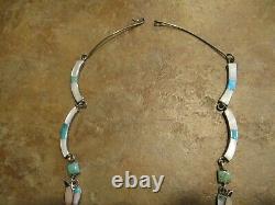 17.5 OLDER Vintage Zuni Sterling Inlay Turquoise / MOP HUMMINGBIRD Necklace