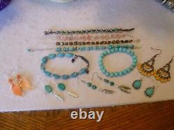 29 Piece Native American Southwestern Vintage Turquoise & Gemstone Jewelry Lot