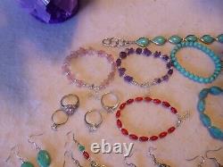 32 Piece Native American Southwestern Vintage Turquoise & Gemstone Jewelry Lot