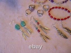 32 Piece Native American Southwestern Vintage Turquoise & Gemstone Jewelry Lot
