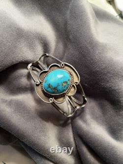 6 Vintage Navajo Sterling and turquoise bracelet