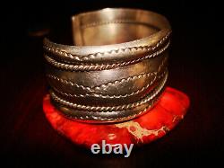 Amazing Vintage NAVAJO Sterling Silver Cuff Bracelet. 925 Signed TAHE