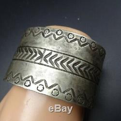 Antique NAVAJO Ingot Coin Silver Cuff BRACELET with Stamp Work EXTRA WIDE 59g