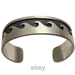 Artistic Chimney Butte Navajo Vintage Sterling Silver Wave Bracelet