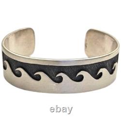 Artistic Chimney Butte Navajo Vintage Sterling Silver Wave Bracelet
