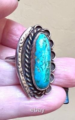 BEAUTIFUL Vintage Native American Large Sterling Silver Turquoise Stampwork Ring
