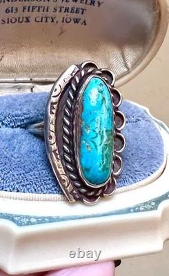 BEAUTIFUL Vintage Native American Large Sterling Silver Turquoise Stampwork Ring