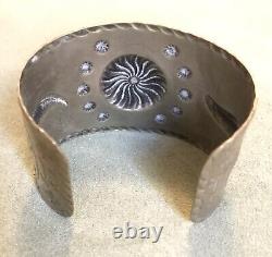 BELL TRADING Native American Cuff Bracelet Navajo Vintage Jewelry Nickel Silver