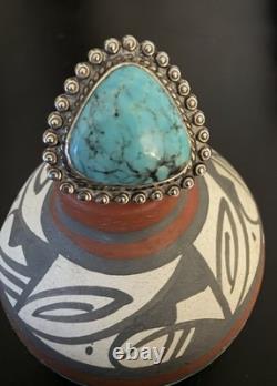 Beautiful Vintage Navajo (Dinè) Turquoise & Sterling Silver Ring Stunning Stone