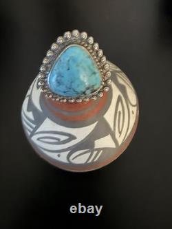 Beautiful Vintage Navajo (Dinè) Turquoise & Sterling Silver Ring Stunning Stone
