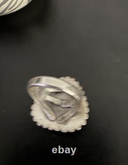 Beautiful Vintage Navajo (Dinè) Turquoise & Sterling Silver Ring Stunning Stone