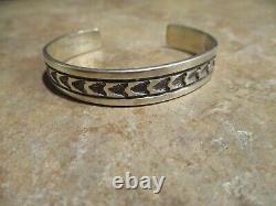 DISTINCTIVE Vintage Navajo KEN & MARY BILL Sterling Silver Design Bracelet