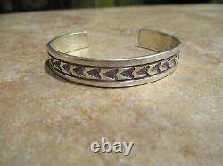 DISTINCTIVE Vintage Navajo KEN & MARY BILL Sterling Silver Design Bracelet