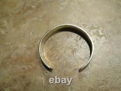 DISTINCTIVE Vintage Navajo KEN & MARY BILL Sterling Silver Design Bracelet