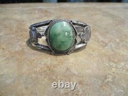 DYNAMITE Vintage Navajo Sterling CARICO LAKE Turquoise Thunderbird Bracelet