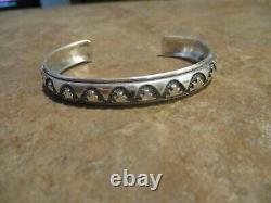 EARLY Vintage TOMMY SINGER (d.) Navajo Sterling Silver Overlay Design Bracelet