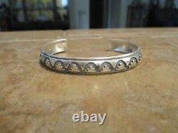 EARLY Vintage TOMMY SINGER (d.) Navajo Sterling Silver Overlay Design Bracelet