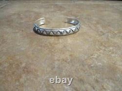 EARLY Vintage TOMMY SINGER (d.) Navajo Sterling Silver Overlay Design Bracelet