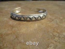 EARLY Vintage TOMMY SINGER (d.) Navajo Sterling Silver Overlay Design Bracelet