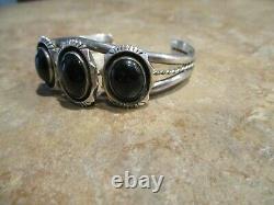 EXTRA FINE Vintage Navajo Sterling Silver Signed BLACK ONYX Row Bracelet