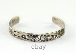 Fred Harvey Era Stamped Sterling Silver Cactus Thunderbird Arrow Cuff