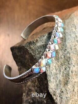 Gorgeous Native American Zuni Opal Inlay Bracelet Handmade Jewelry Vintage