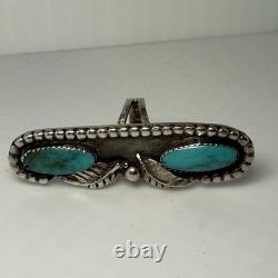 Gorgeous Vintage Native American Size 5.5 STERLING TURQUOISE Long Ring 2.5