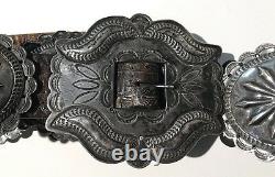 Great Vintage Navajo Indian Leather Ladies Belt With Repousse Silver Conchos