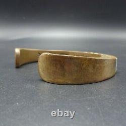 HEAVY Vintage NAVAJO Hand-Stamped COPPER and Sterling Silver Cuff BRACELET 121g