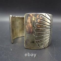 HERBERT BEGAY Vintage NAVAJO Sterling Silver KINGMAN TURQUOISE Cuff BRACELET