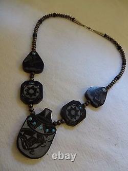 Hand Carved NATIVE AMERICAN Black Buffalo Horn SCRIMSHAW NECKLACE Navajo Pearls