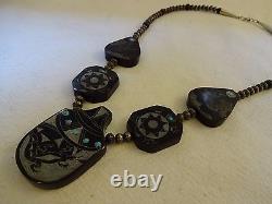 Hand Carved NATIVE AMERICAN Black Buffalo Horn SCRIMSHAW NECKLACE Navajo Pearls