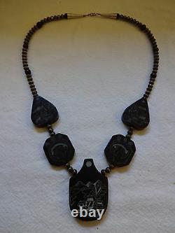 Hand Carved NATIVE AMERICAN Black Buffalo Horn SCRIMSHAW NECKLACE Navajo Pearls