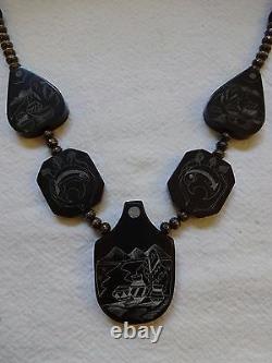 Hand Carved NATIVE AMERICAN Black Buffalo Horn SCRIMSHAW NECKLACE Navajo Pearls