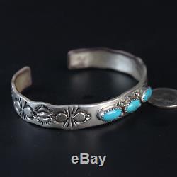 Heavy sterling silver. 925 vintage Navajo turquoise bracelet Native American