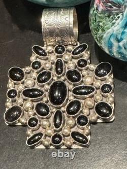 Highly Protective Vintage'nakai Indian Jewelry' Santa Fe, Nm Onyx Cross Pendant