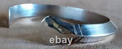 LARGE Sz VINTAGE NAVAJO HEAVY STERLING SILVER CARINATED KNIFE EDGE CUFF BRACELET