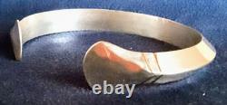 LARGE Sz VINTAGE NAVAJO HEAVY STERLING SILVER CARINATED KNIFE EDGE CUFF BRACELET