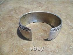 LARGE Vintage Men's TOMMY SINGER (d.) Navajo Sterling Silver HORSE Bracelet