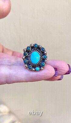 LOVELY Vintage Native American, Navajo Crafted Sterling Silver Turquoise Ring