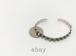 Lovely Vtg NATIVE AMERICAN NAVAJO signed IH Coin Silver Turquoise Cuff Bracelet