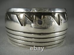 Museum Vintage Navajo'mountain Wave' Silver Bracelet
