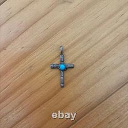 NAVAJO Vintage Indian Jewelry Zuni Ring with Stones, Needs Repair, Signed