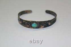 Native American Old Vintage Cuff Bracelet Round Turquoise Cabochon 925 Fine 6409