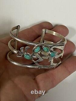 Native American jewelry solid 925 Sterling silver and turquoise Vintage