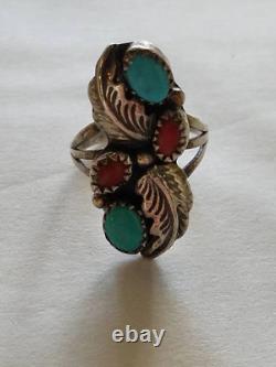 Native American vintage ring Sterling with turquoise and coral Signed E