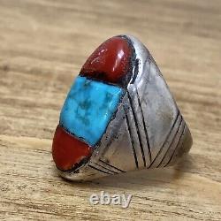 Navajo Turquoise Coral Mens Ring Sz 9.75 Sterling 16g Oval VTG 1960s 70s