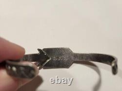 Navajo Turquoise & Silver Bracelet Silver Arrow Pre WWI Native American Jewelry