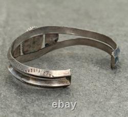 OLD Vintage Native American Navajo Turquoise Carinated Stamped Sterling Bracelet