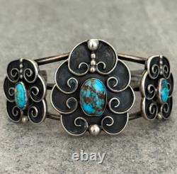 OLD Vintage Native American Navajo Turquoise Carinated Sterling Bracelet 6.25 in